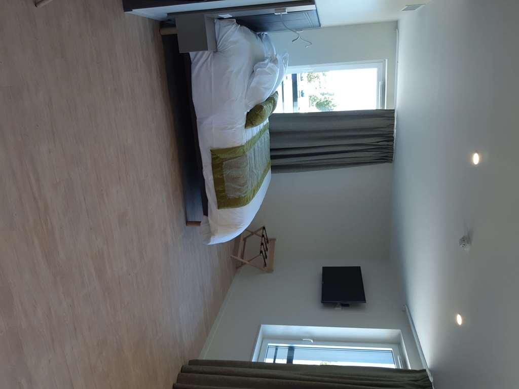 Brit Hotel Confort Saint-Dizier Room photo